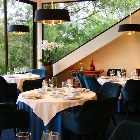 Hostellerie Restaurant Les Gorges De L'Aveyron Bruniquel Экстерьер фото